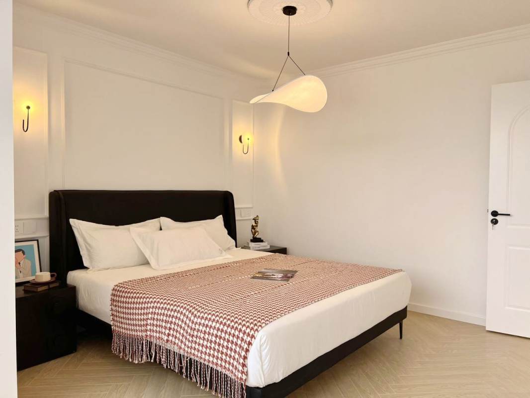 Housing image — Bedroom
