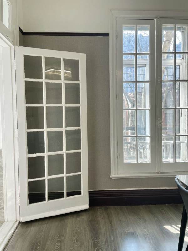 Housing image — Living Room