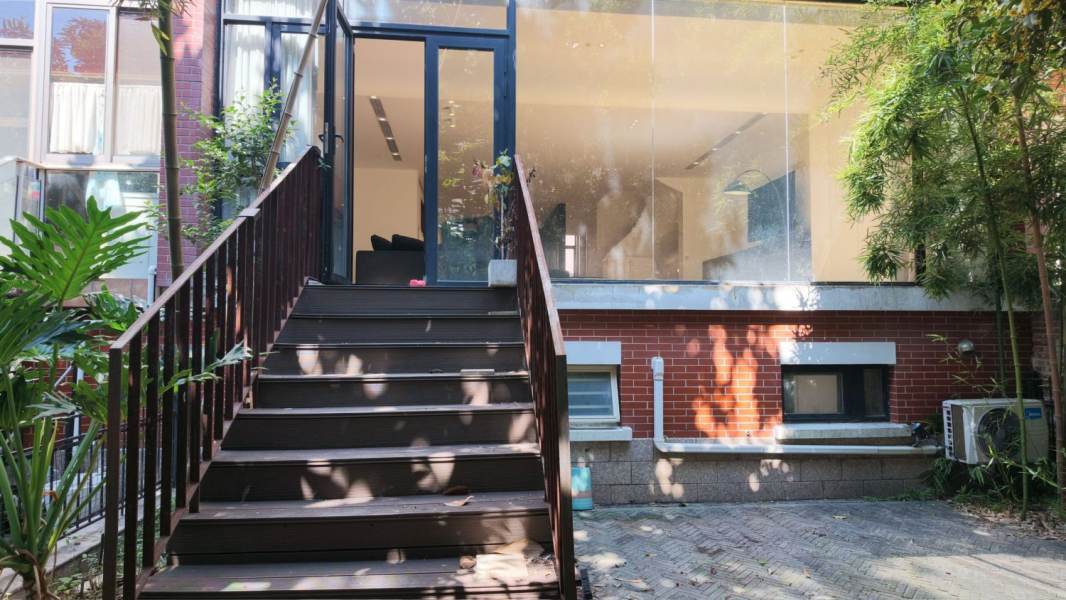 Housing image — Garden
