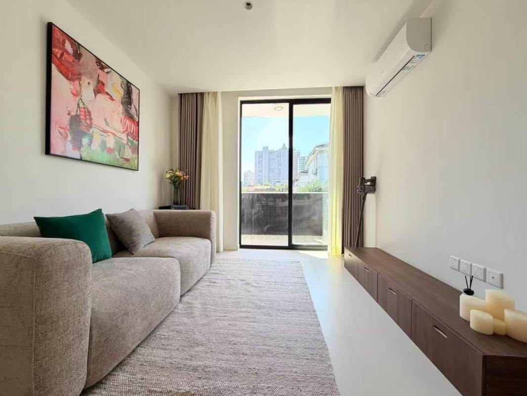 Housing image — Living Room