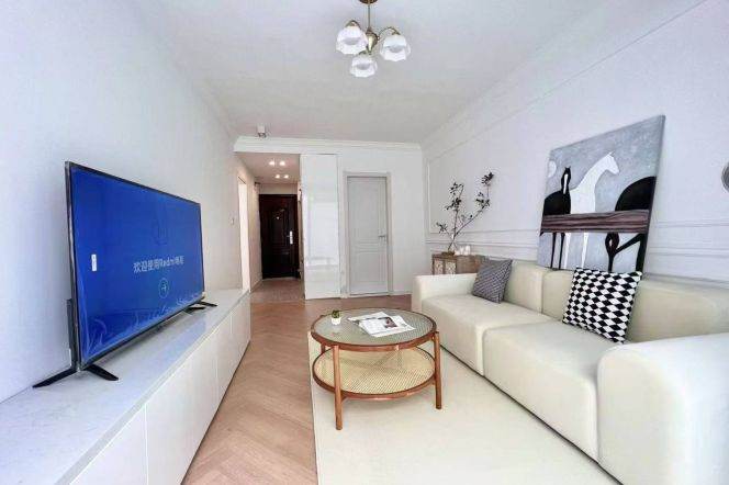 1BR Apartment near Hongqiao Rd Metro with Terrace (L3/L4/L10)