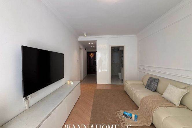 1BR Apartment near Hongqiao Rd Metro with Private Garden (L3/L4/L10)