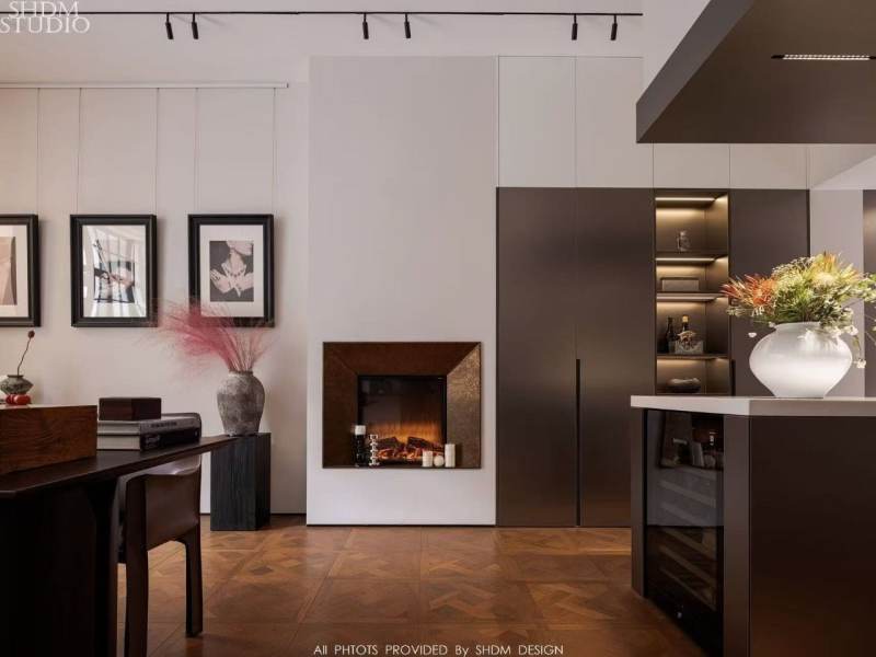 Housing image — Living Room