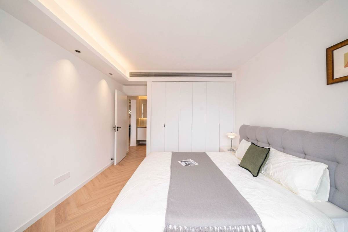 Housing image — Bedroom