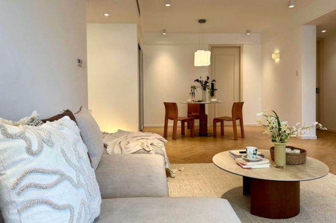 3BR Apartment at Brilliant City (L3/L4)