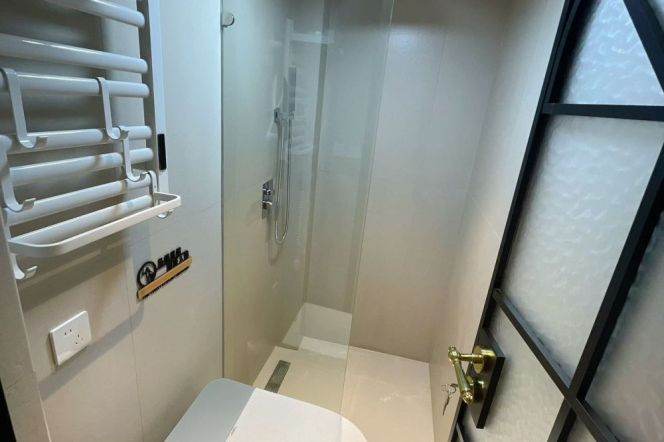 1BR Lane House in Old Xuhui with Terrace