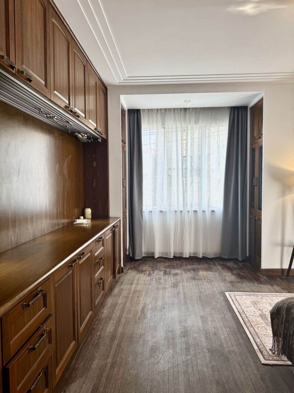 Housing image — Living Room