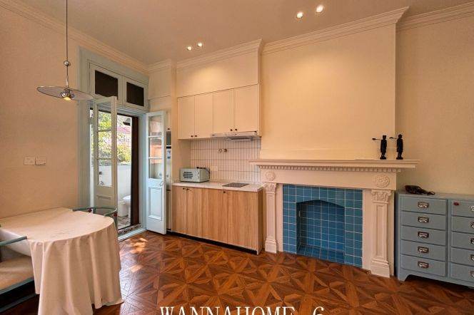 1BR Lane House near Zhongshan Park (L2/L11)