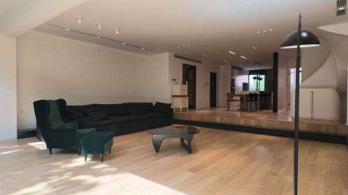 Housing image — Living Room