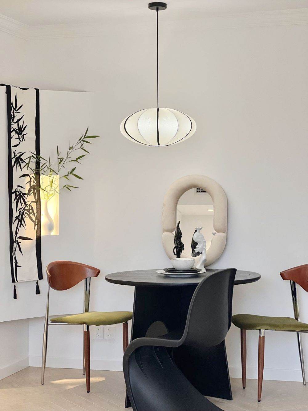 Housing image — Dining Area