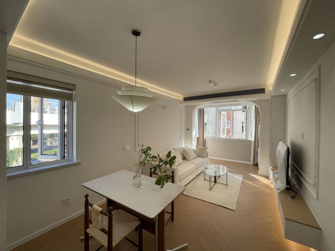 Housing image — Living Room