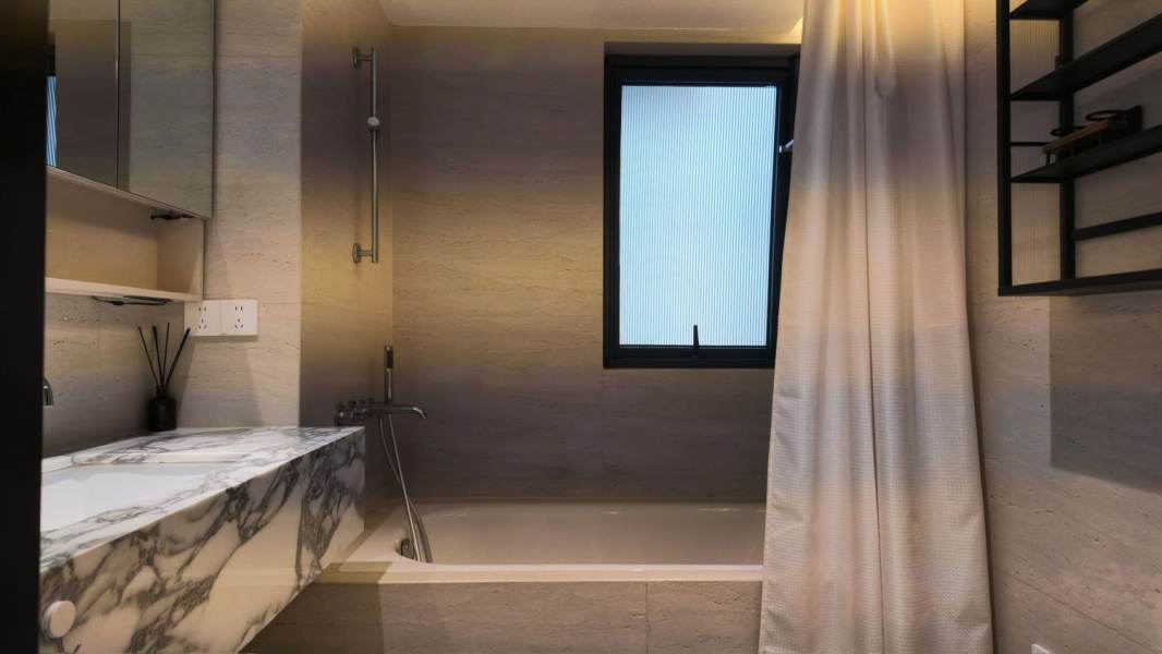 Housing image — Bathroom