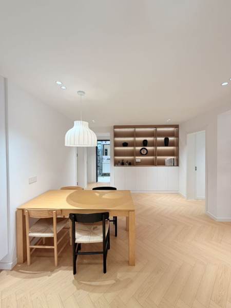 Housing image — Dining Area