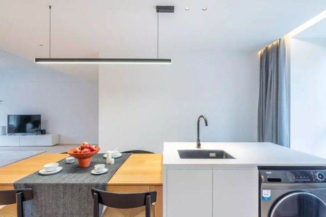 4BR Apartment in Xujiahui