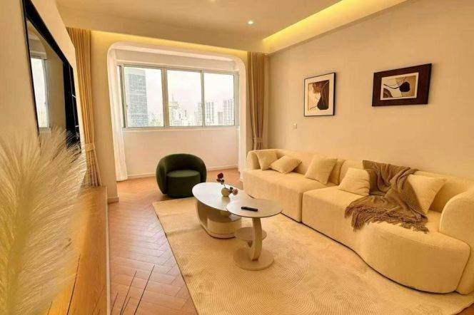 Spacious 1BR Apartment near Xinzha Rd Metro