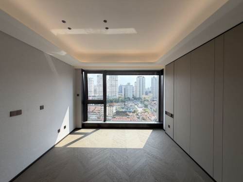 Housing image — Bedroom