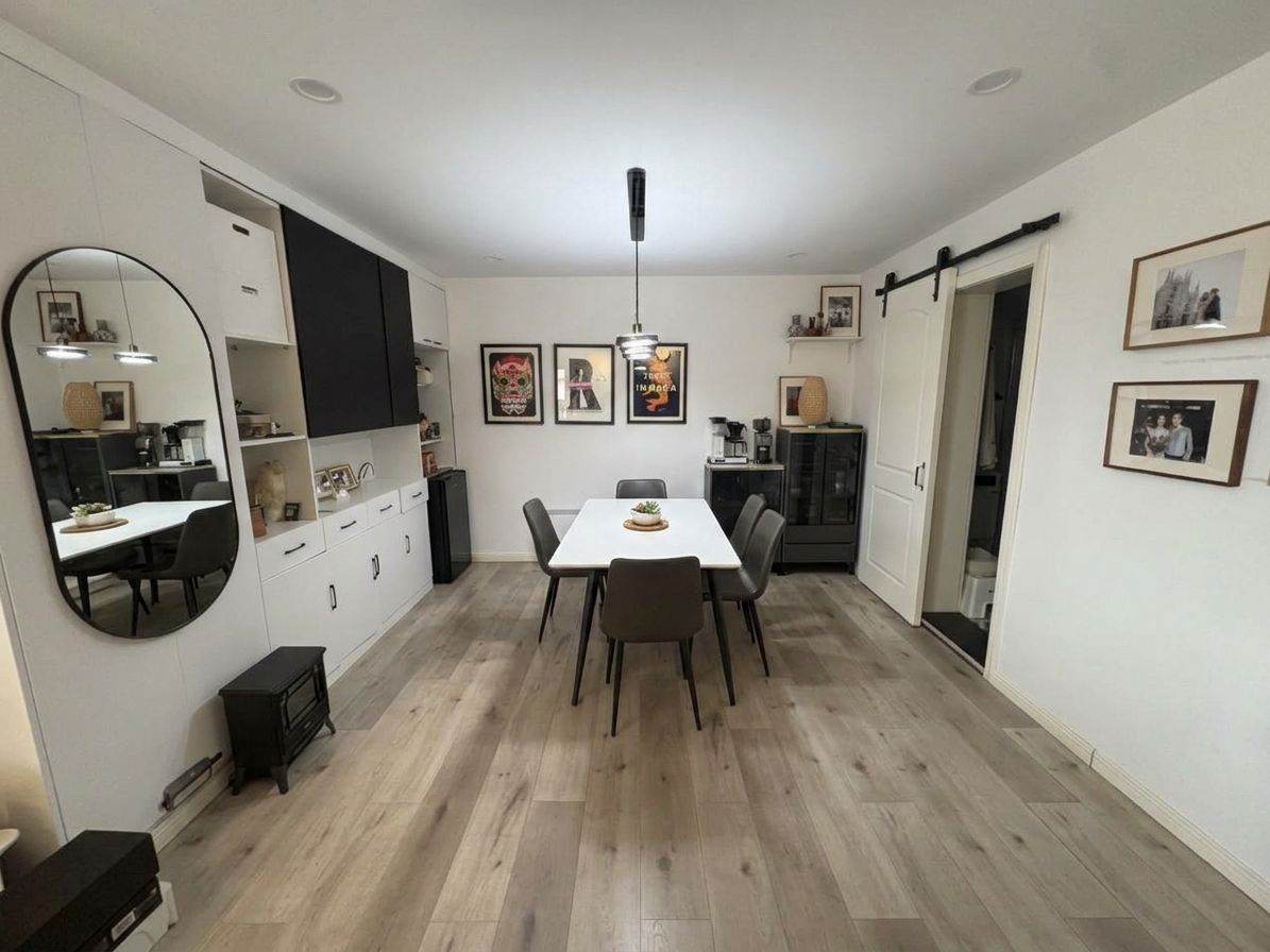 Housing image — Dining Area