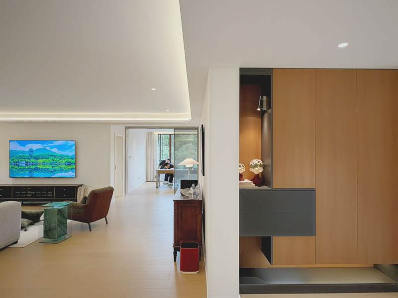 Housing image — Living Room