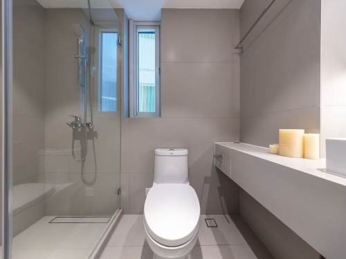 Housing image — Bathroom