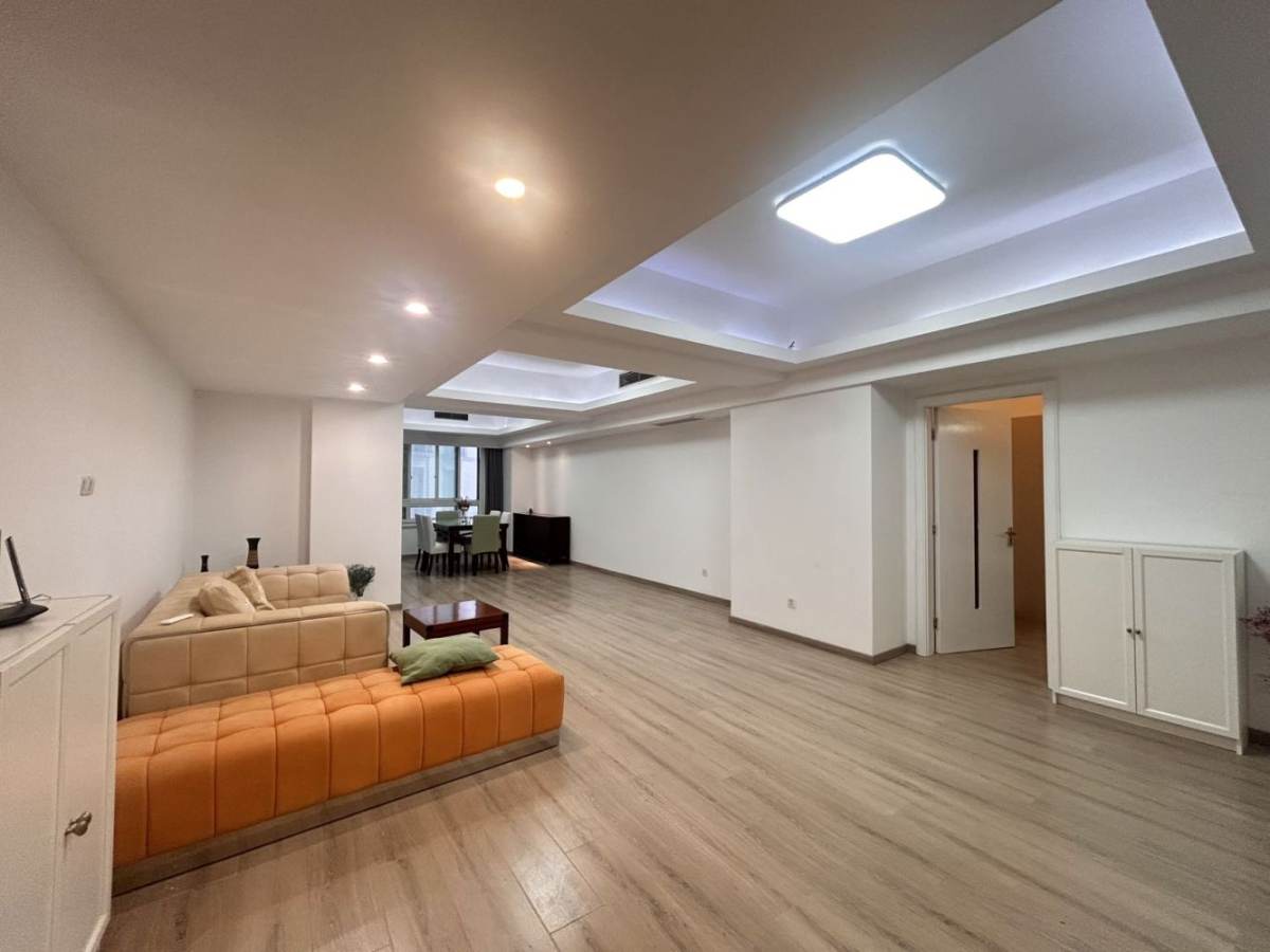 Housing image — Living Room