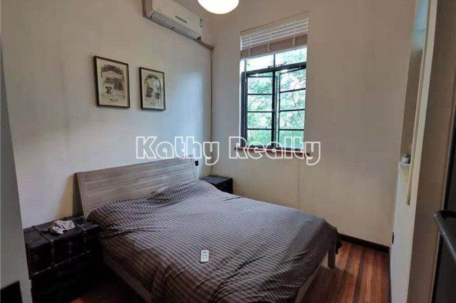 1BR Heritage Apartment near South Shaanxi Rd Metro (L1/L10/L12)