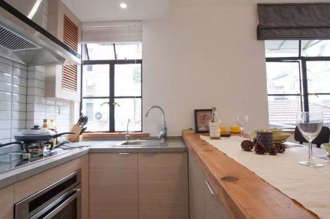1BR Apartment in Old Xuhui (L1/L7)