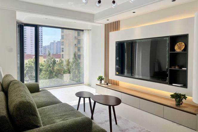 2BR Apartment at Oriental Manhattan with Floor-to-Ceiling Windows (L1/L9/L11)