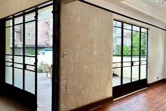 Spacious 2BR Apartment in Old Xuhui with Terrace (L1/L7)