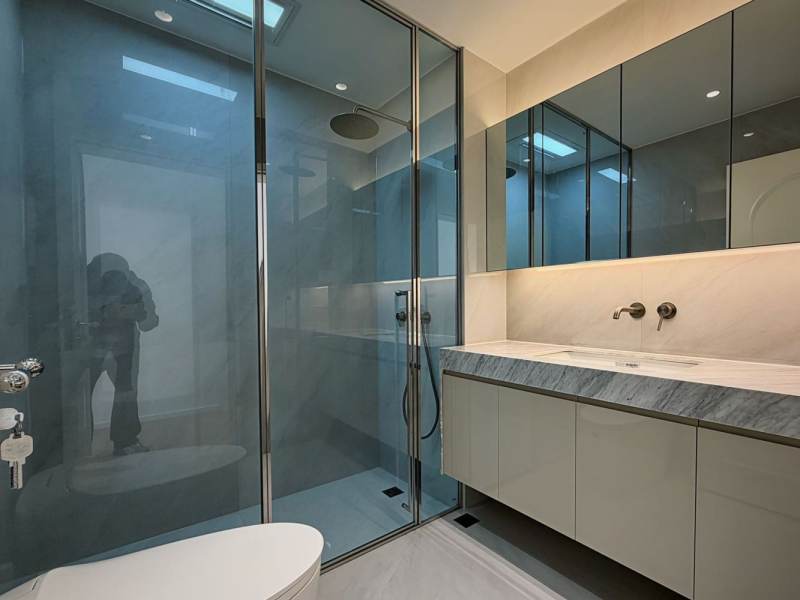 Housing image — Bathroom