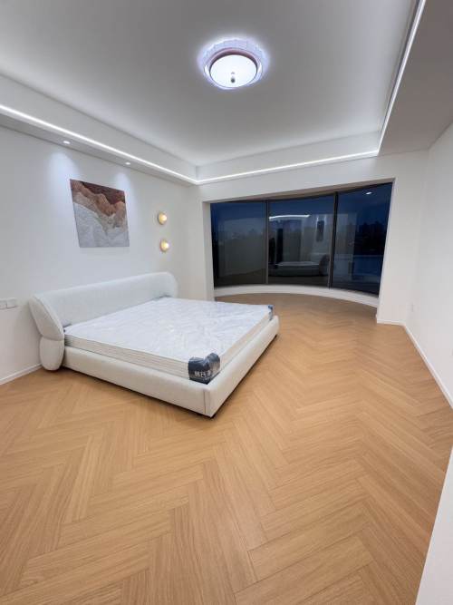Housing image — Bedroom