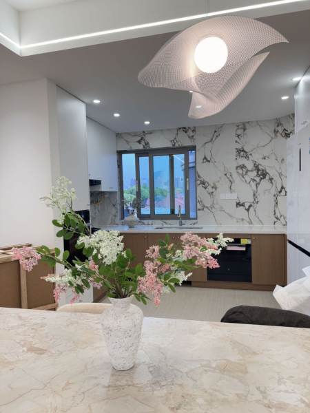 Housing image — Kitchen
