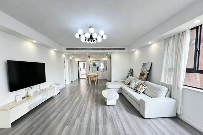3BR Apartment near Columbia Circle (L3/L4)