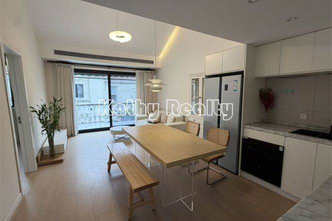 2BR Lane House in Old Xuhui with Terrace