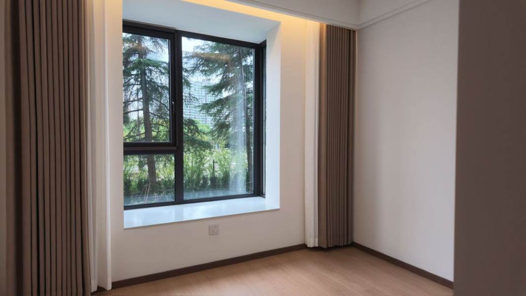 Housing image — Bedroom