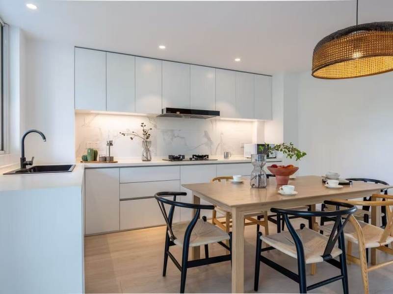 Housing image — Dining Area