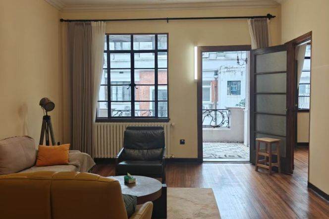 Spacious 2BR Heritage Apartment in Jing'an (L2/L7/L14)