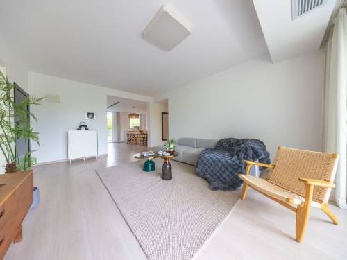 Housing image — Living Room