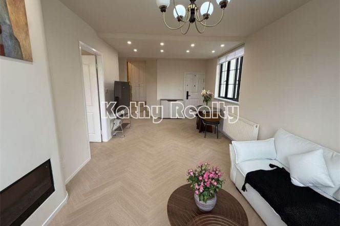 3BR Heritage Apartment near South Shaanxi Rd Metro with Terrace (L1/L10/L12/L13)