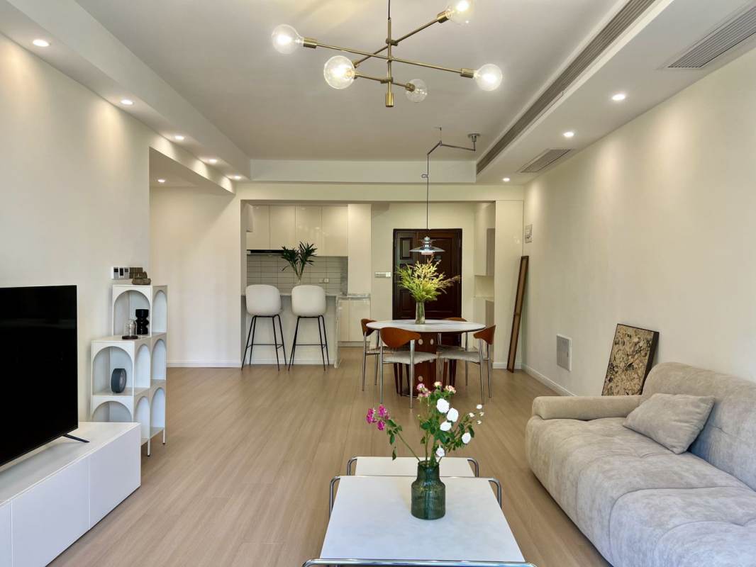 Housing image — Living Room