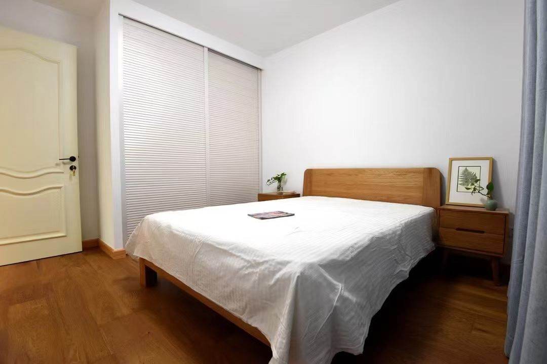 Housing image — Bedroom