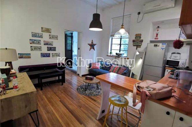 1BR Heritage Apartment near South Shaanxi Rd Metro (L1/L10/L12)