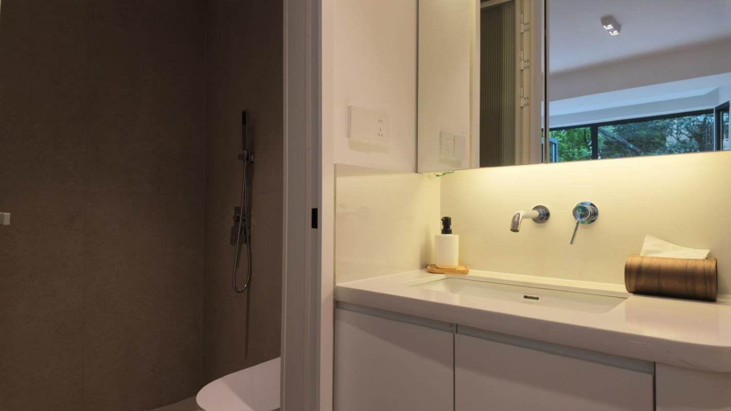 Housing image — Bathroom