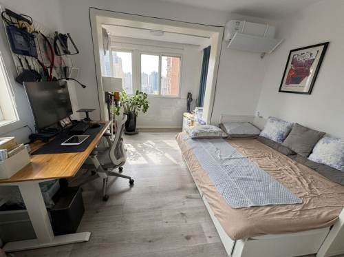 Housing image — Bedroom
