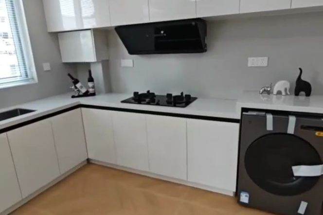 2BR Apartment in Hongqiao CBD (L2)