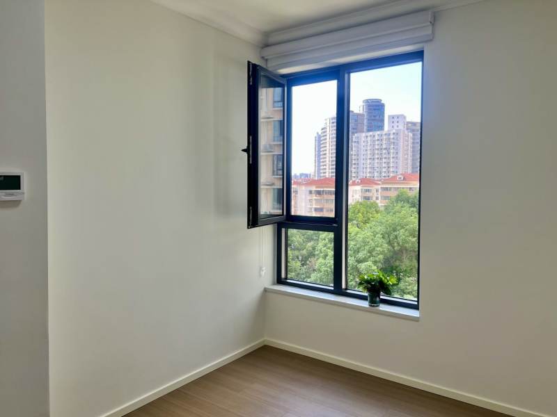 Housing image — Bedroom