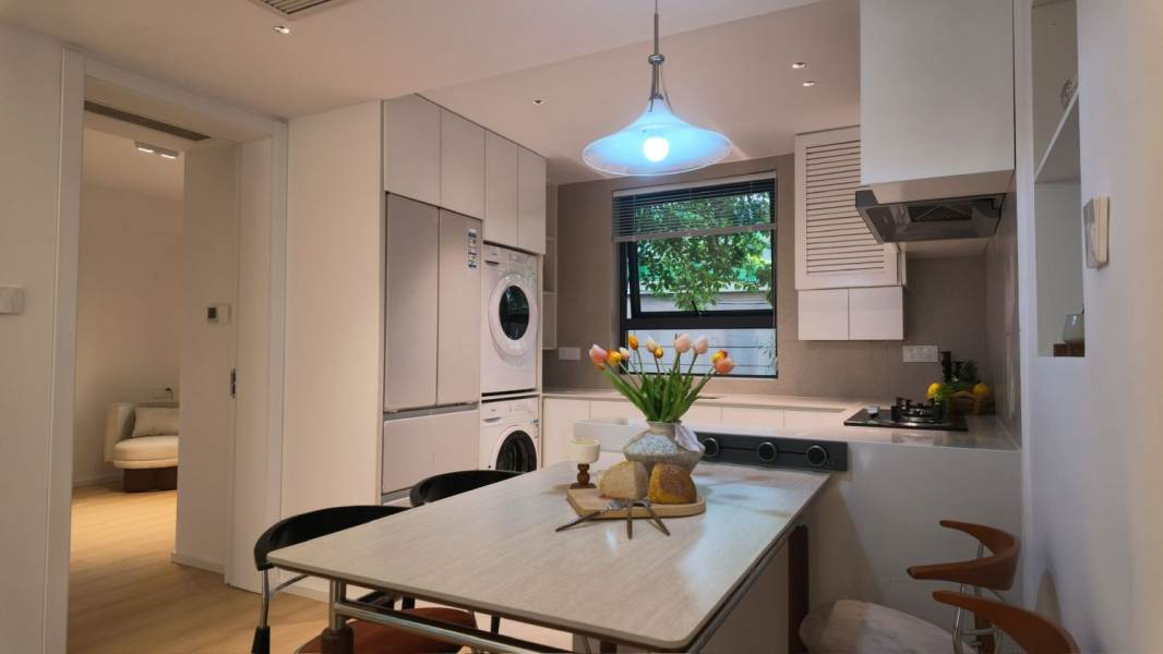 Housing image — Kitchen