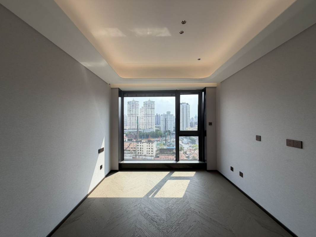 Housing image — Bedroom