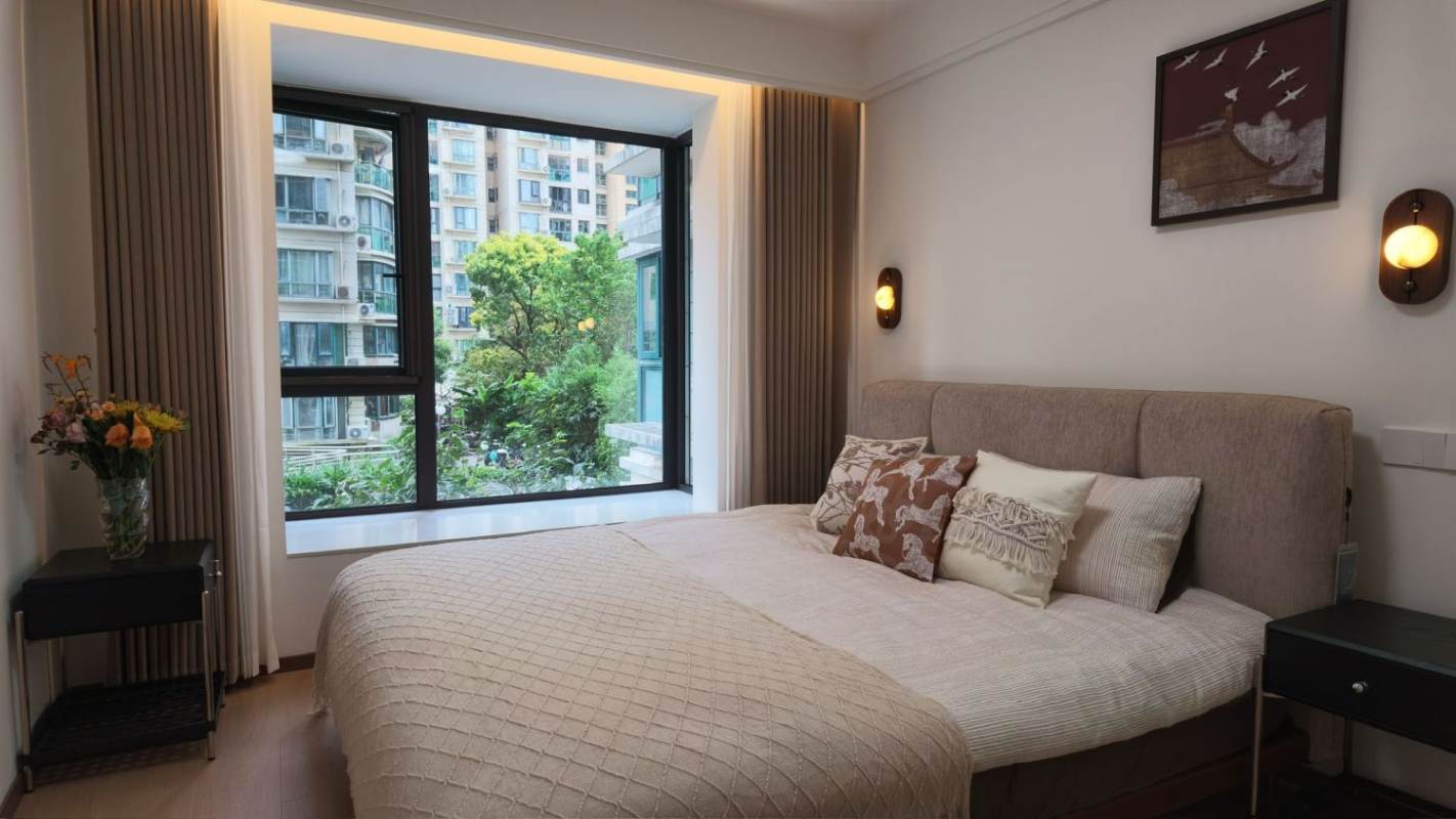 Housing image — Bedroom
