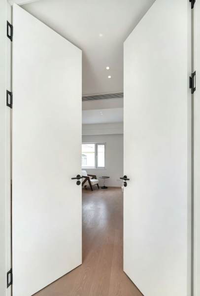 Housing image — Bedroom