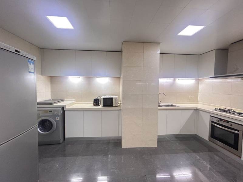 Housing image — Kitchen
